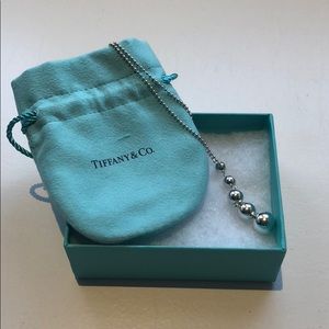 Tiffany silver graduated bead pendant